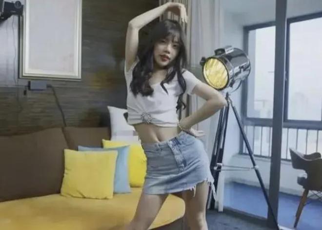 免费观看已满十八岁才能看的电视剧